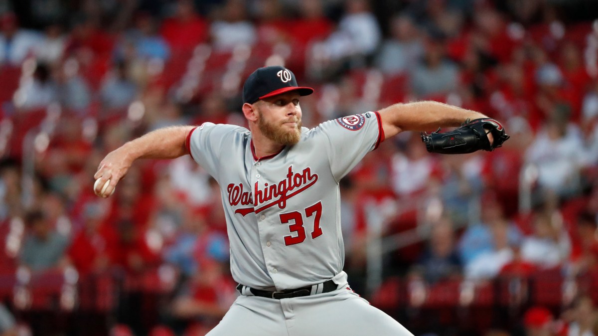 Stephen Strasburg, campeón de la Serie Mundial con los Nationals, anunció su retiro del béisbol