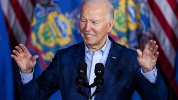 El presidente estadounidense Joe Biden habla sobre el código tributario estadounidense durante una parada de campaña en Scranton, Pensilvania, EE.UU., el 16 de abril de 2024.