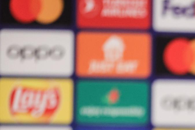 Xavi Hernández durante la conferencia previa del encuentro ante PSG por Champions League.