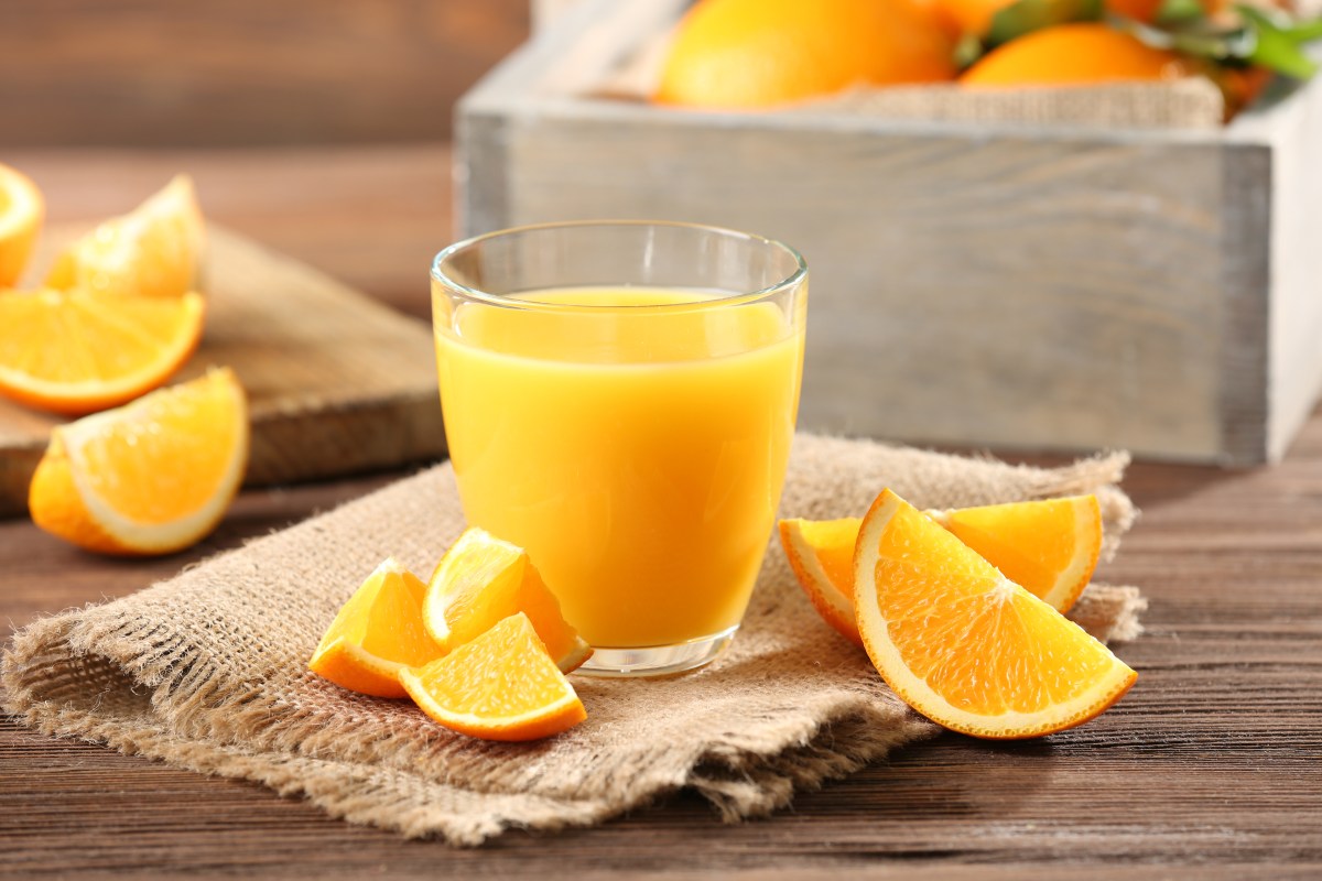 Trucos para conservar el jugo de naranja recién exprimido fresco