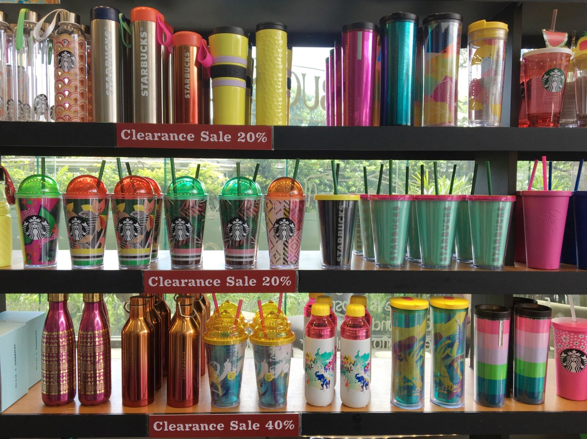 Starbucks se inspira en las flores para crear una delicada colección del Día de la Madre