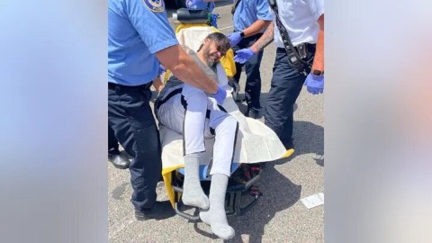 walter-medina-arrest-stretcher