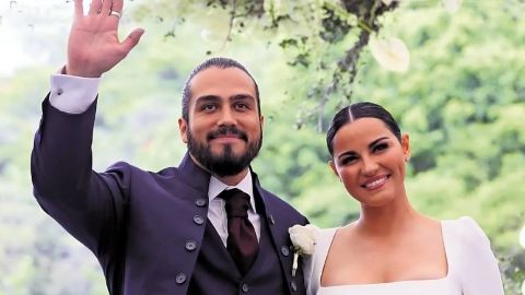 Andrés Tovar junto a su esposa Maite Perroni.