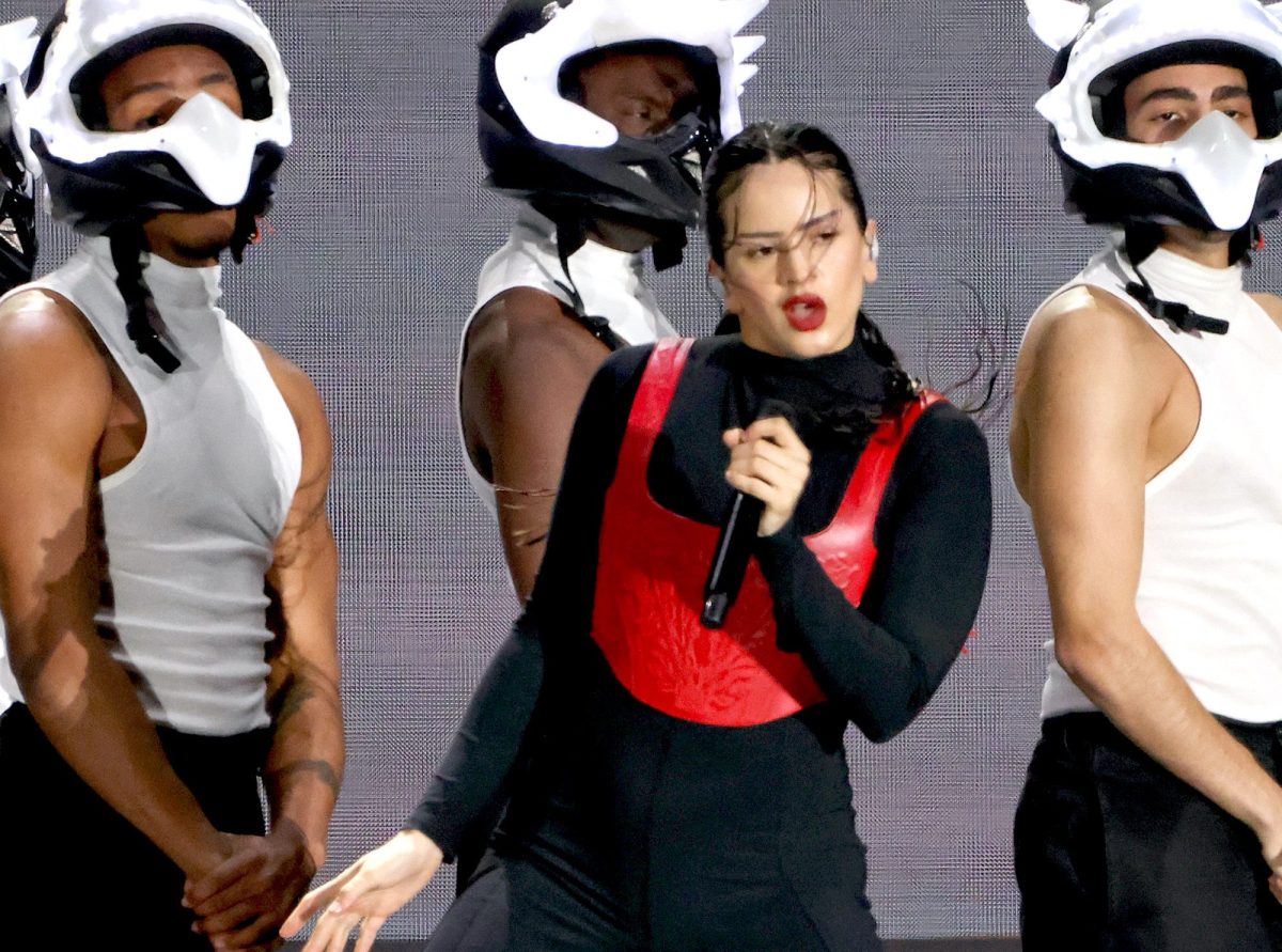 Rosalía se prepara para protagonizar su primera película; daría vida a la madre de Ana de Armas