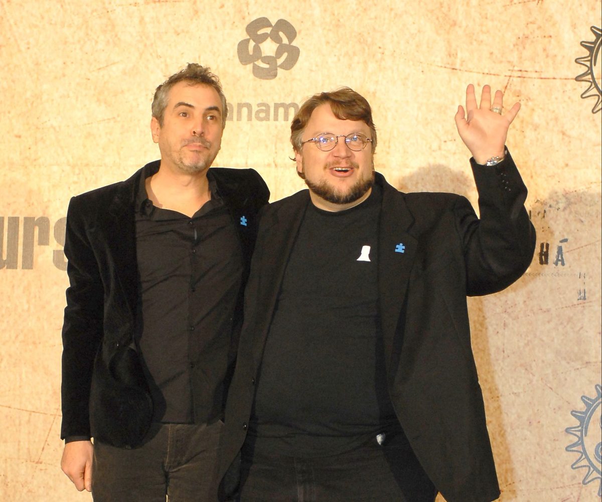 Alfonso Cuarón revela que Guillermo del Toro lo llamó “imbécil arrogante” por dudar en dirigir la tercera cinta de “Harry Potter”