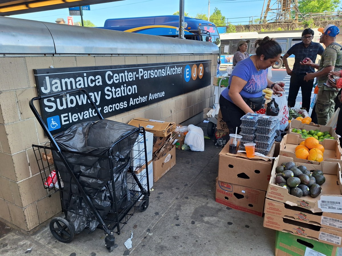 Temen que en el centro de Jamaica en Queens se replique el mismo caos de la ‘Roosevelt’