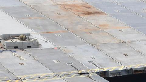 Construcción de un muelle en el mar Mediterráneo, frente a las costas de Gaza, por parte de ingenieros militares de EE.UU.