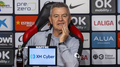 El entrenador del Mallorca, Javier Aguirre, ofrece una rueda de prensa en la víspera del partido de mañana domingo entre el Mallorca y el Almería.