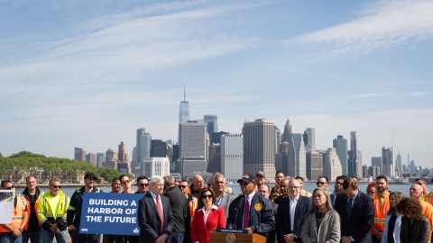 La Ciudad y el Estado de Nueva York sellaron este martes un acuerdo para impulsar lo que será uno de los ejes de comercio más importantes del mundo.