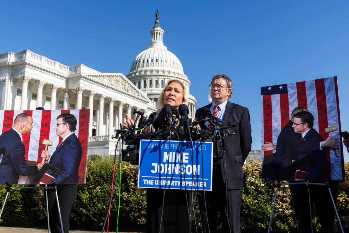 Taylor Greene anuncia que forzará la votación para destituir a Mike Johnson la próxima semana