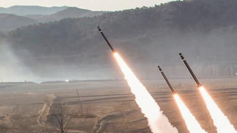La medida tomada por EE.UU. se debe al embargo que pesa sobre las importaciones de armas de Pyongyang.