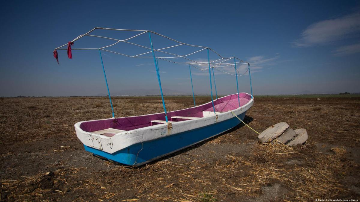 México: “Hay gente que se acostumbró a vivir con una cubeta de agua al día”