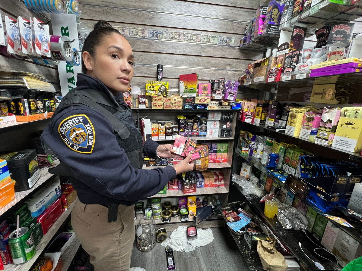 Restricciones contra el vapeo no han frenado consumo de productos peligrosos entre jóvenes