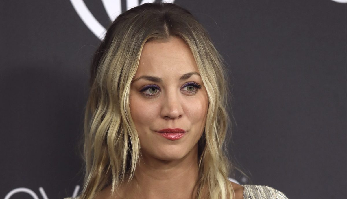 Kaley Cuoco recibió $5.5 millones de dólares por su mansión en Agoura Hills