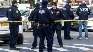 Los ataques del sábado se suman a una sangrienta ola de violencia, principalmente entre los más jóvenes de la ciudad de Nueva York.
