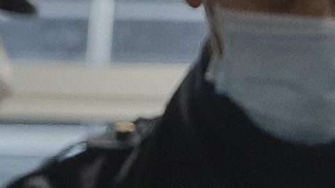 Entre los antecedentes de Taylor se incluye una detención en 1997 por posesión de armas.