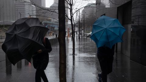 Las tormentas pueden contener vientos dañinos, granizo y aguaceros potentes.