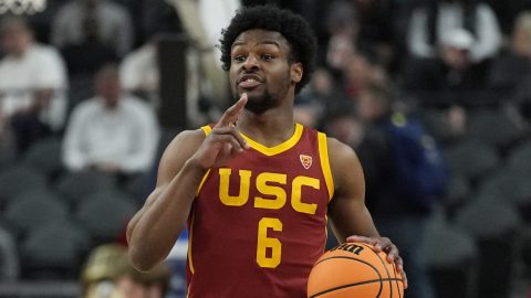 ¿Jugará junto a LeBron?: Bronny James recibe autorización médica para jugar en la NBA