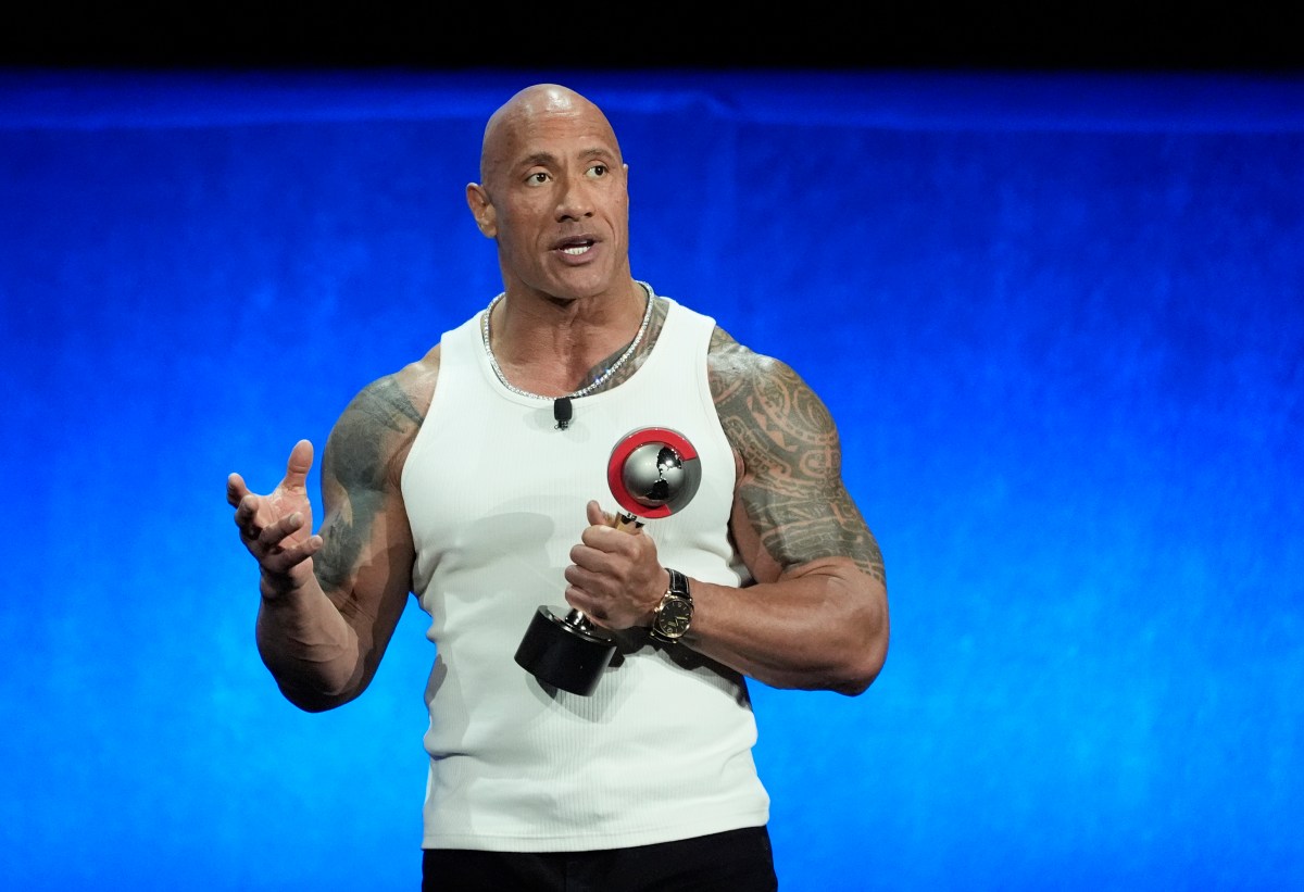 Dwayne Johnson es acusado de mal comportamiento en el rodaje de ‘Red One’