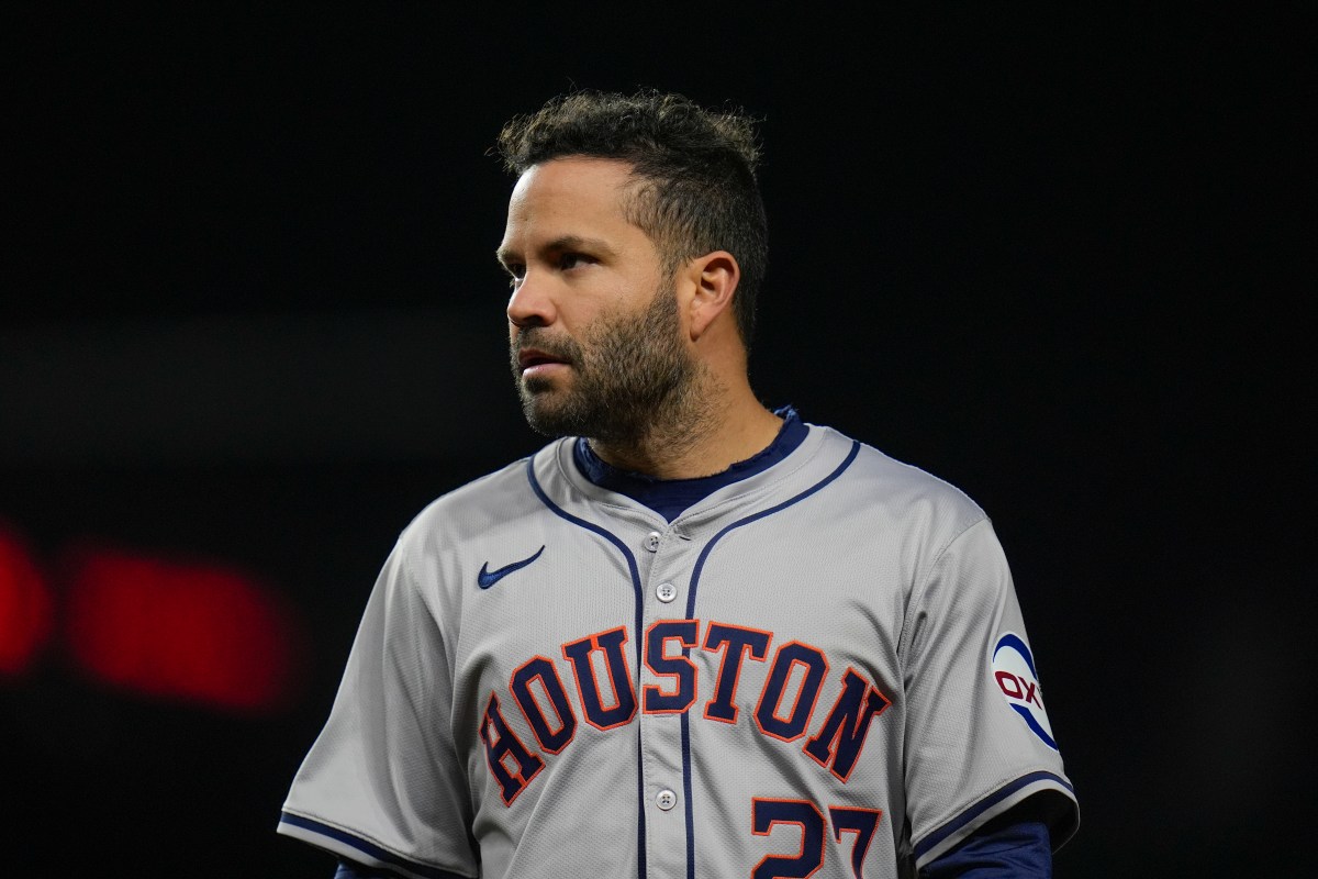 José Altuve se roba la base número 300 de su carrera y entra a un grupo histórico de las Grandes Ligas