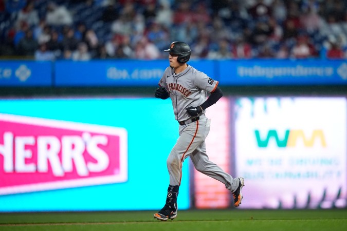 Wilmer Flores lleva 12 temporadas en las Grandes Ligas.