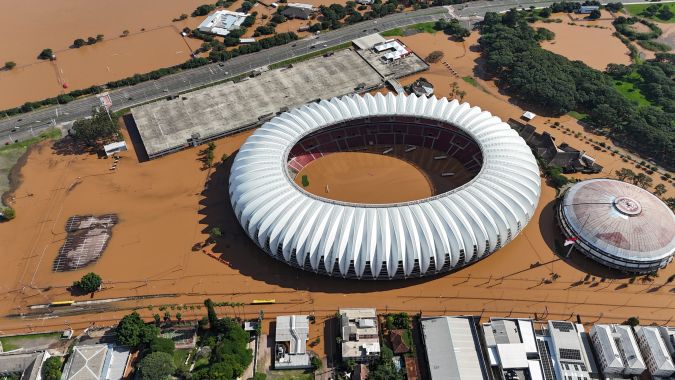 Estadio Beira Río totalmente inundado.