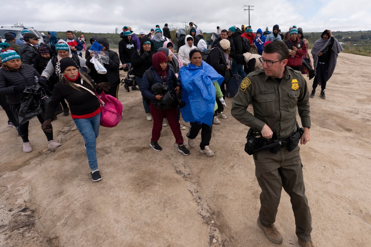 Estados Unidos busca que región latinoamericana tome medidas contra grupos que controlan rutas migratorias
