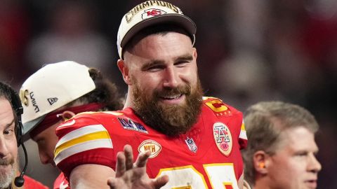 Travis Kelce defendió la libertad de expresión ante la polémica declaración de Harrison Butker