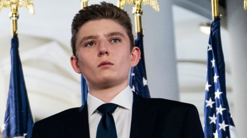 El primer roce de su hijo menor en la política causó una alegre respuesta por parte de Donald Trump.