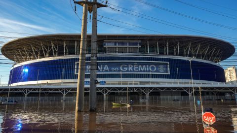 El Gremio Arena se inundó gravemente.