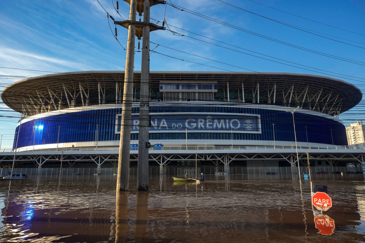 Regresa el fútbol en Brasil luego de dos semanas suspendido por inundaciones
