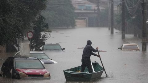 En el navío extranjero son transportados 15 toneladas de donaciones recaudadas y almacenadas por la Marina de Brasil.