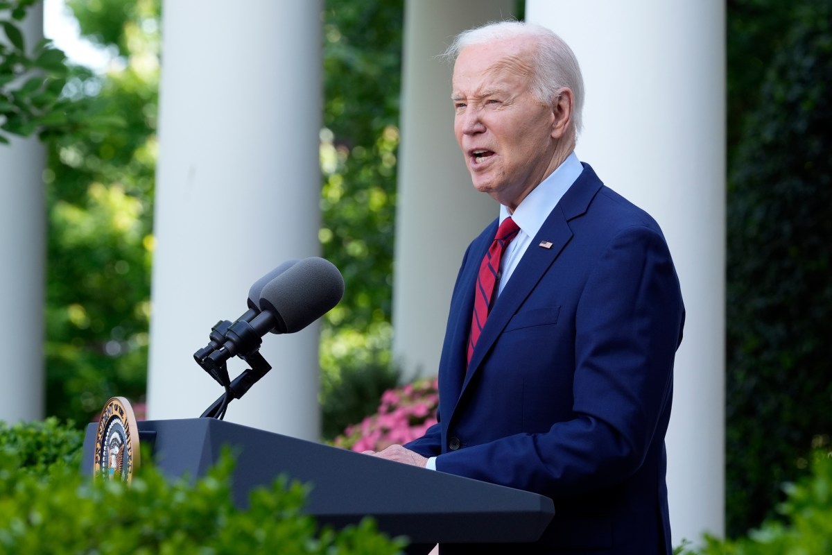 Joe Biden firma proyecto de ley que prohíbe la importación de uranio desde Rusia