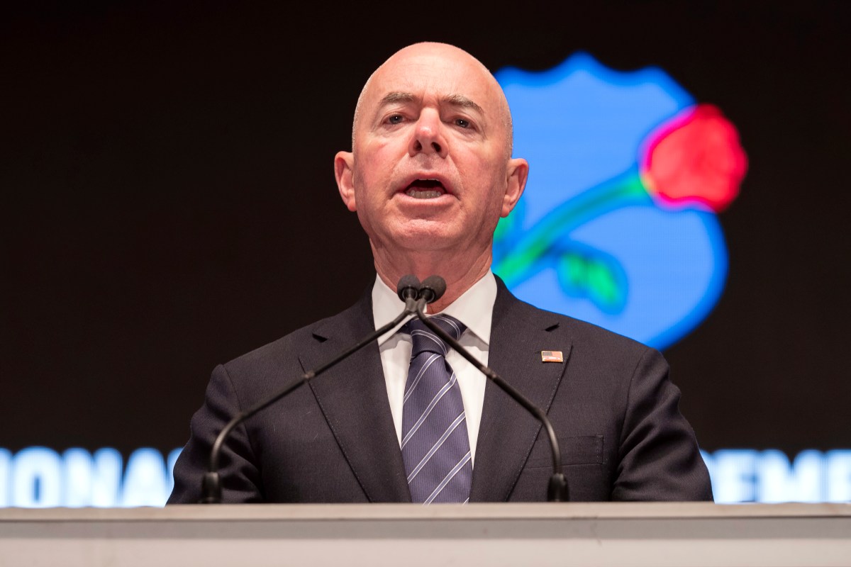 Alejandro Mayorkas representará a EE.UU. en la investidura de Bukele en El Salvador el 1 de junio