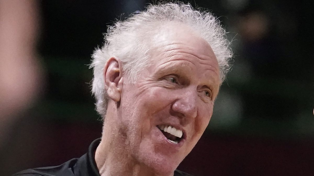 Murió el mítico miembro del Salón de la Fama de la NBA Bill Walton a los 71 años víctima de cáncer