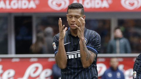 "Soy alcohólico y por eso estuve cerca de la muerte": Exjugador colombiano Fredy Guarín se confiesa