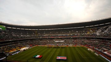 Estadio Azteca en un partido entre México y Costa Rica.