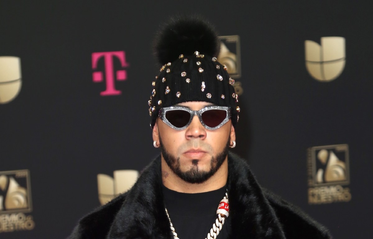 Anuel AA termina entrevista con ‘Despierta América’ por comentario acerca de Karol G