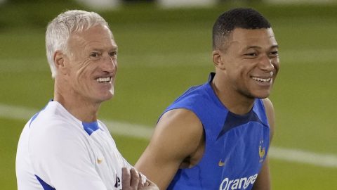 Seleccionador de Francia insinúa que Mbappé sí fichará por el Real Madrid