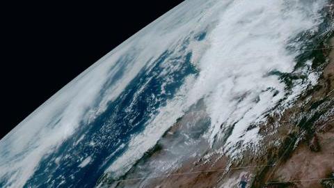 "El cambio climático causado por el hombre está calentando nuestros océanos a nivel mundial", señaló NOAA.