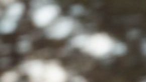 Ben Affleck y Jennifer López posando.