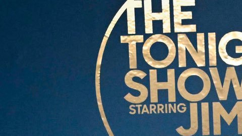 Lindsay Lohan posando.