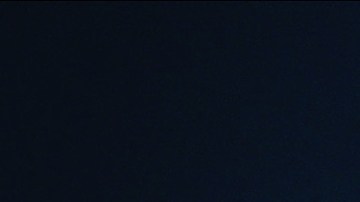 Jenna Ortega posando.