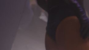 A Anitta y Peso Pluma se les vio juntos en la discoteca LIV Nightclub, de Miami.