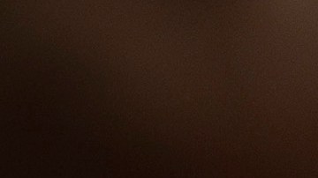 Valentina Zenere le da vida a Nahir.