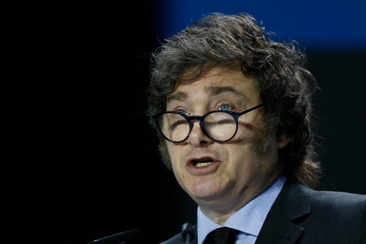 Milei llama “corrupta” a la esposa de Sánchez y el gobierno español exige disculpas públicas