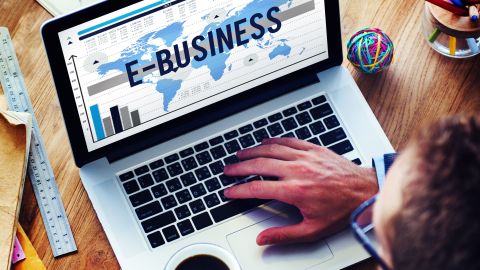 Hay que fijarse objetivos pero con disciplina para emprender un negocio.