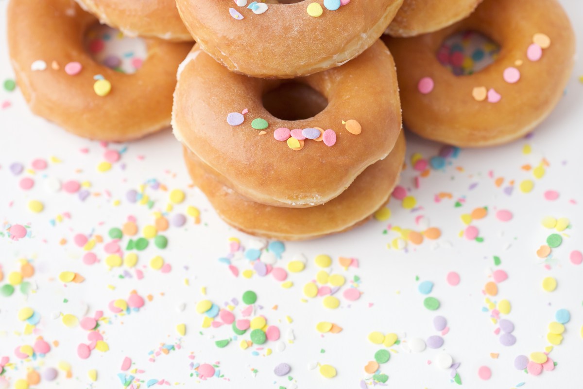 Krispy Kreme celebra el Día de la Madre con una nueva colección ‘Minis for mom’