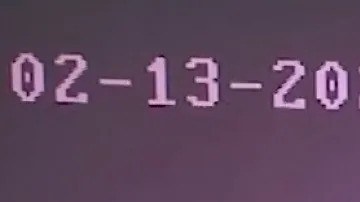 Christina Yuna Lee seguida cuando iba a entrar a su apartamento en Chinatown de NYC.