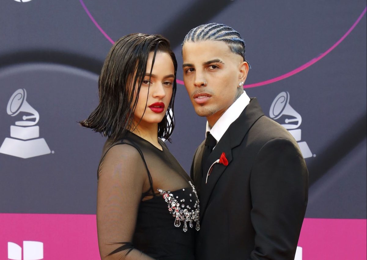 Rauw Alejandro se encara con una fan de Rosalía en X